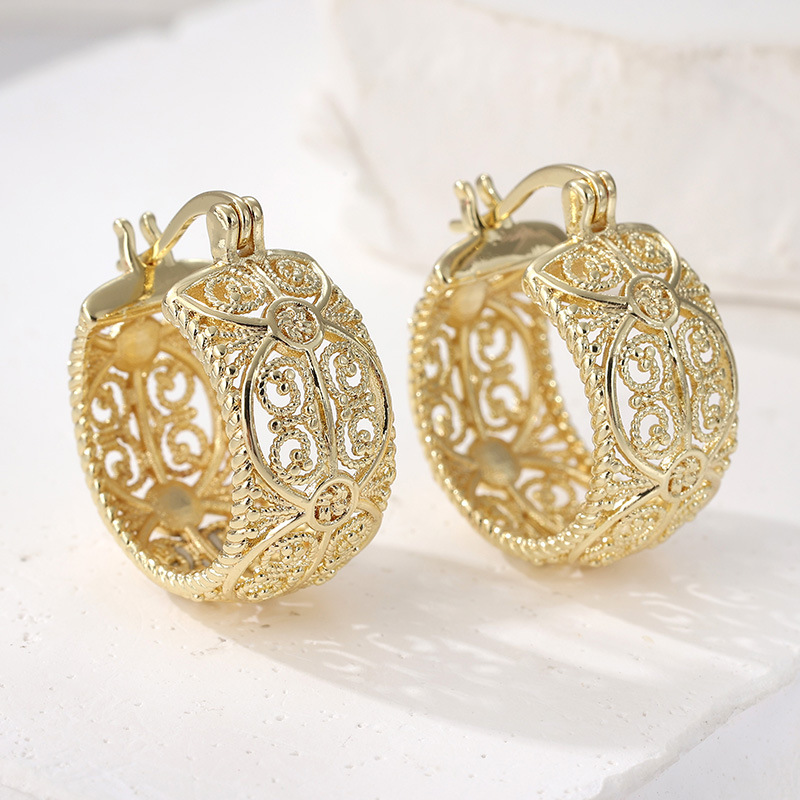 ChenYue Cross-Border Earrings: Hong Kong Style Vintage Retro Hoop Earrings, Direct Source, Bohemian Style