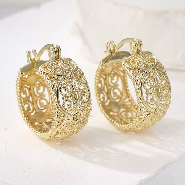 ChenYue Cross-Border Earrings: Hong Kong Style Vintage Retro Hoop Earrings, Direct Source, Bohemian Style