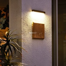 太阳能户外灯花园别墅庭院照明灯阳台布置室外防水围墙磁吸壁灯具