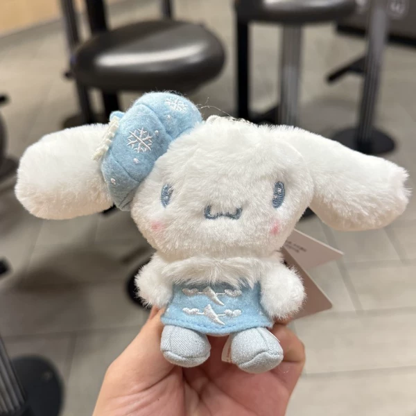 11cm small white dog beret pendant