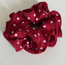 �tɫС���������黨���cȦ��Ů�����^�lȦС���n��ٴ��^�K�l�Ʒ