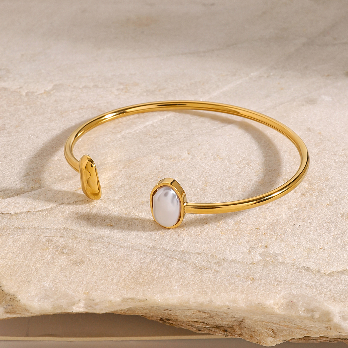 Jeding Pulsera de perlas de acero inoxidable europea y americana Pulsera de apertura de nicho de sentido avanzado Pulsera de acero de titanio Joyas transfronterizas