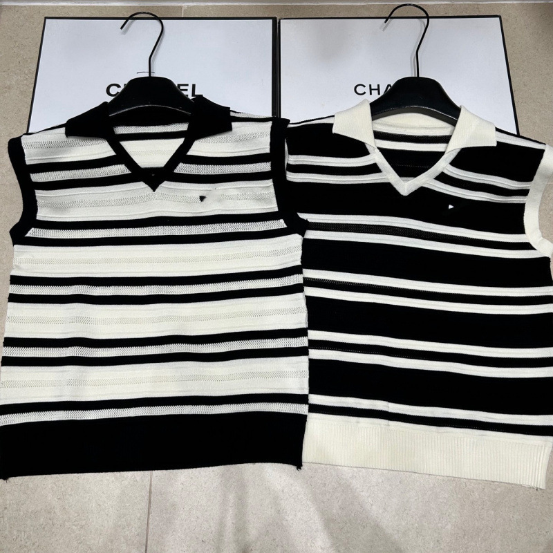 Trendy brand knitted Adidas striped color-blocked sleeveless vest with a slimming effect, versatile women's vest, new summer 2026 model