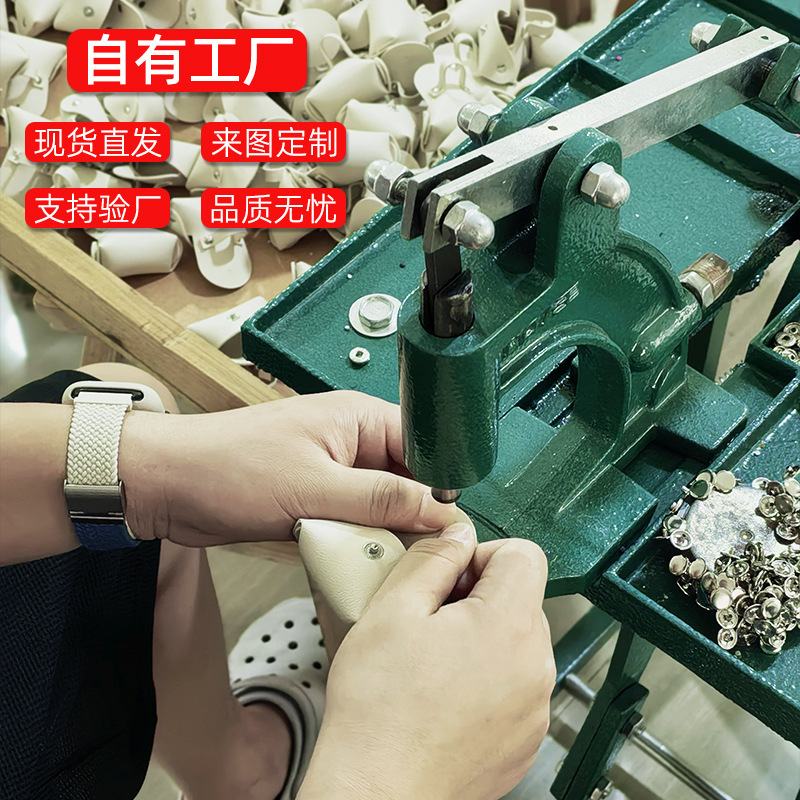 新款可爱皮质迷你钱包项链挂件时尚小众皮质高级感耳机收纳包挂绳|undefined