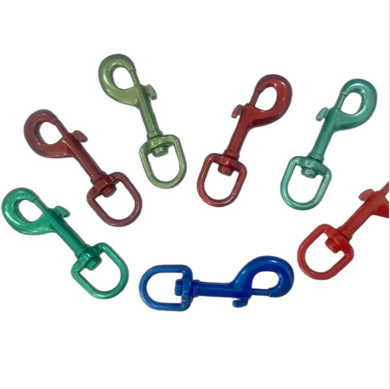 厂家专业生产  电泳黑，镍，铬，喷塑彩色，金色，镍色宠物钩，弹