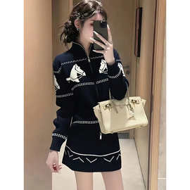 W2F黑色提花毛衣套装女2025新款深冬穿搭一整套针织上衣半身裙两