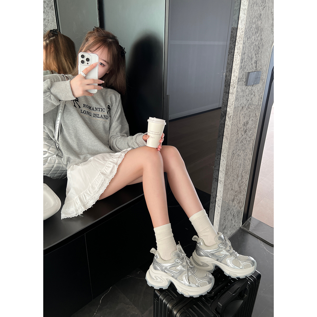 7.5cm de altura Oh ~ versión de cuero de vaca de altura de base gruesa zapatos de padre para mujeres 2024 verano nuevos zapatos casuales transpirables de malla