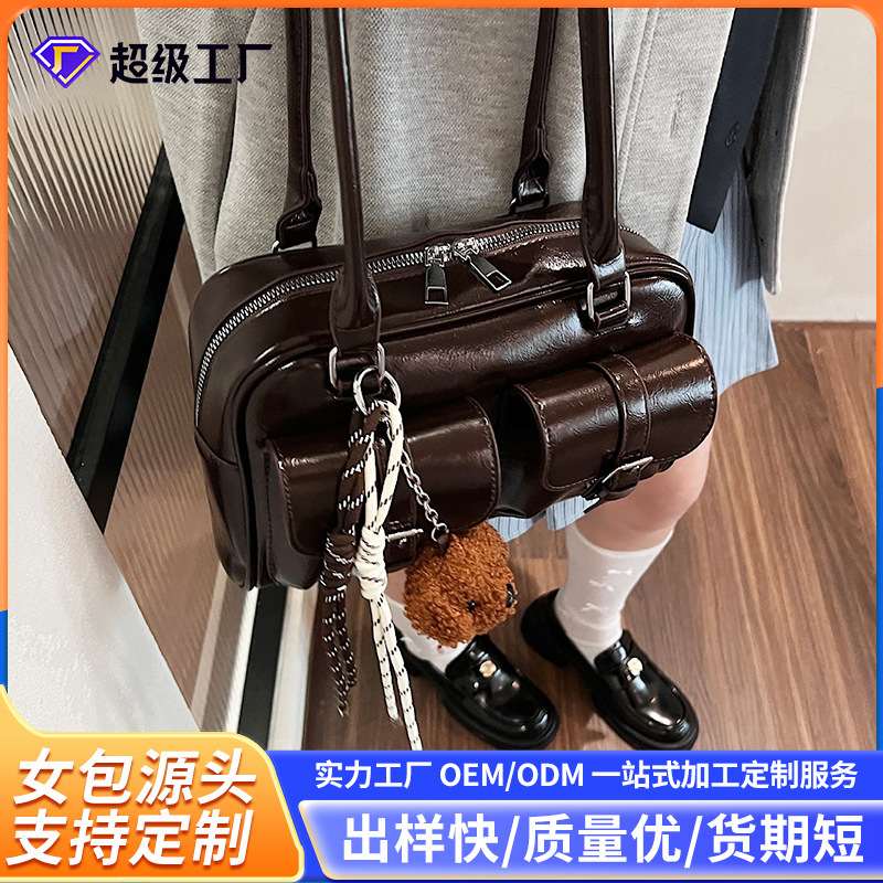 25 新しい女性のバッグブラックスワン枕バッグ女性の新しいライト高級ニッチ pu ハイエンドポータブルショルダーバッグ|undefined
