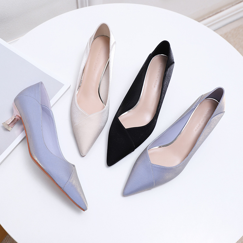No. Fu bridesmaid shoes high heels women's stiletto heel 2022 new work shoes women's satin mid heel shallow mouth single-layer shoes women No. Fu bridesmaid shoes high heels women's stiletto heel 2022 new work shoes women's satin mid heel shallow mouth single-layer shoes women