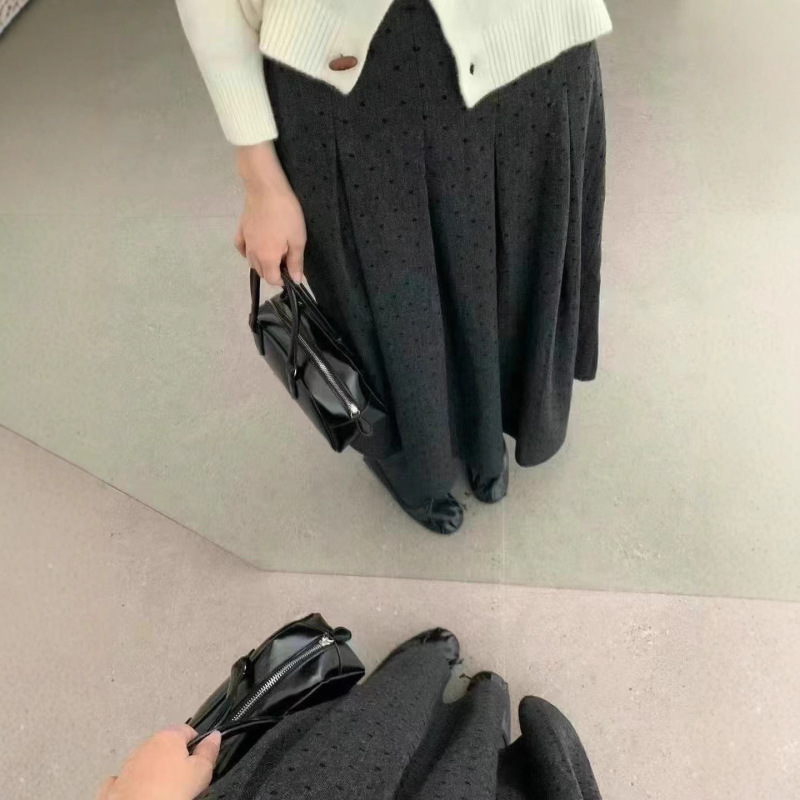 小众灰色波点百褶半身裙女装早秋高腰显瘦梨形身材中长款a字裙子|undefined