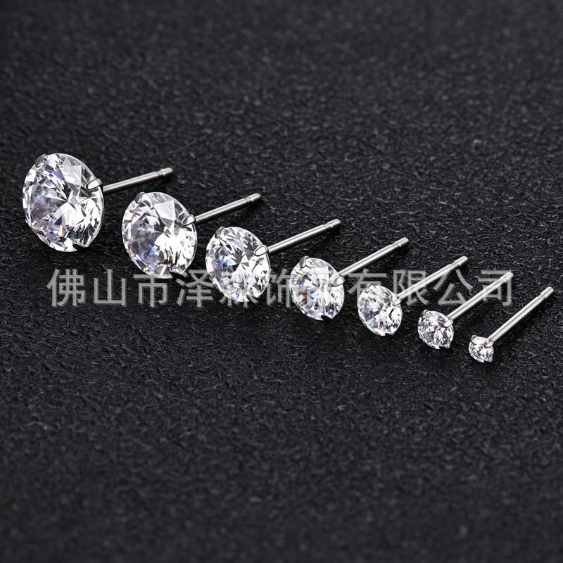 16G labret stud size and finish detail
