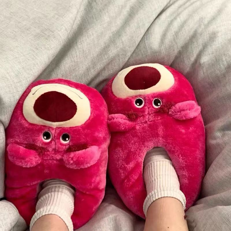 Cross-border winter New cute cartoon strawberry bear home cotton shoes indoor floor plush warm girls cotton slippers Cross-border winter New cute cartoon strawberry bear home cotton shoes indoor floor plush warm girls cotton slippers