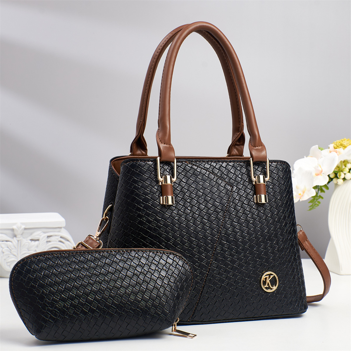 2025 nuevo bolso de mujer portátil transfronterizo de gran capacidad moda cuero brillante patrón de serpiente costura bolso de un solo hombro