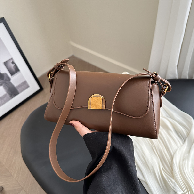 Bolsa de moda de tendencia 2025 primavera nuevo simple ocio de hombro bolso cuadrado sensación extranjera nicho mochila