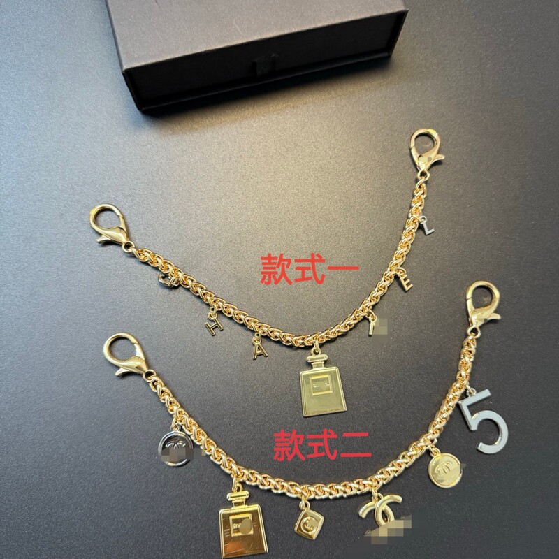 Cross-Border Vintage Pearl Bag Decoration Chain, Light Luxury Niche Keychain, High-End Phone Case Bracelet Cross-Border Vintage Pearl Bag Decoration Chain, Light Luxury Niche Keychain, High-End Phone Case Bracelet