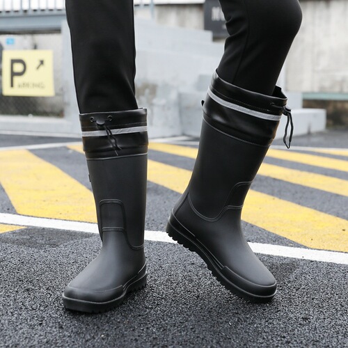 New Waterproof Slip-On Rain Boots for Men, Rider-Specific Work Boots, External Wear, Anti-Slip Rain Boots, Warm and Stylish Mid-Calf Water Shoes