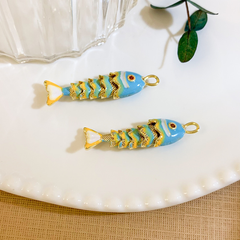 ペンダントヨーロッパとアメリカの夏のオーシャンシリーズカラフルな魚のネックレスペンダントパーソナライズされたファッションハイエンド金魚ジュエリーアクセサリー|undefined