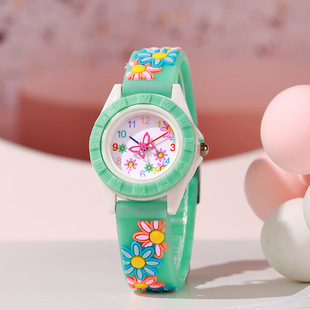 С�t���������ƿ�ͨС�r�չ��zŮ���ֱ� ���Ϛ��W����ɫ�������