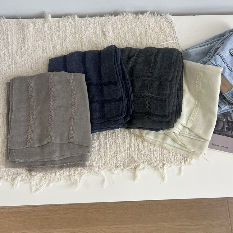 川西拍照亚麻蕾丝棉麻薄款围巾女秋冬季披肩两用复古围脖纯色丝巾|undefined