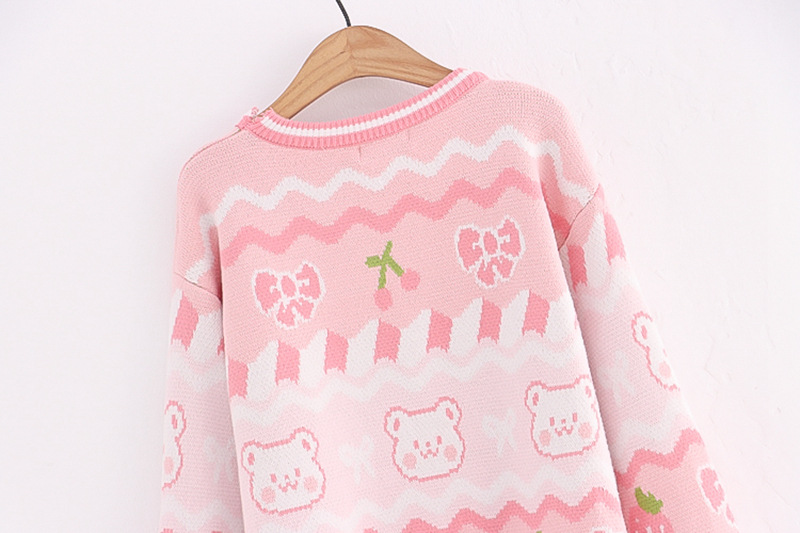 Sweater Image 15