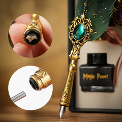 Vintage Feather Pen Owl High-Quality Ink Set Gift Box Golden Feather Pen Creative Calligraphy Student Dip Pen