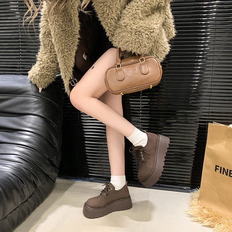 영국 스타일 빈티지 레이스 업 플랫폼 로퍼 여성 2024 겨울 새로운 쁘띠 올 매치 스크럽 가죽 신발