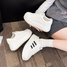 百搭厚底增高真皮小白鞋女2025春秋季新款休闲运动百搭学生板鞋