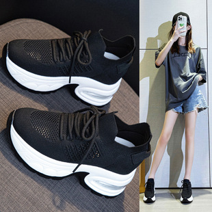 ������ŮЬ�W��͸���U�����e�\��2024���ɸ��С�����p��С��Ь��