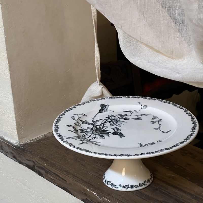 中古のフランスの青い花のデイジーの食事の皿の陶磁器の復古の皿のヴィンテージのデザートの洋食の皿の卸売り|undefined