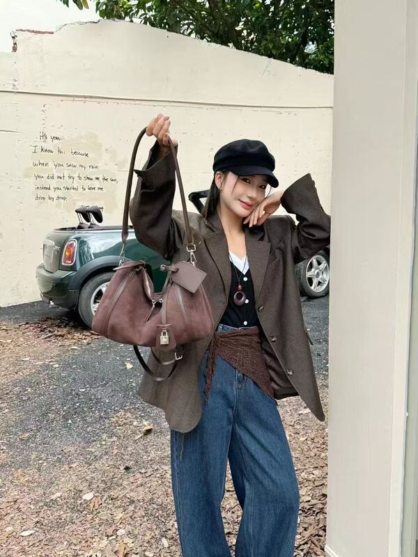 磨砂波士顿枕头包高级感复古麂皮绒大容量托特包休闲通勤斜跨包|undefined