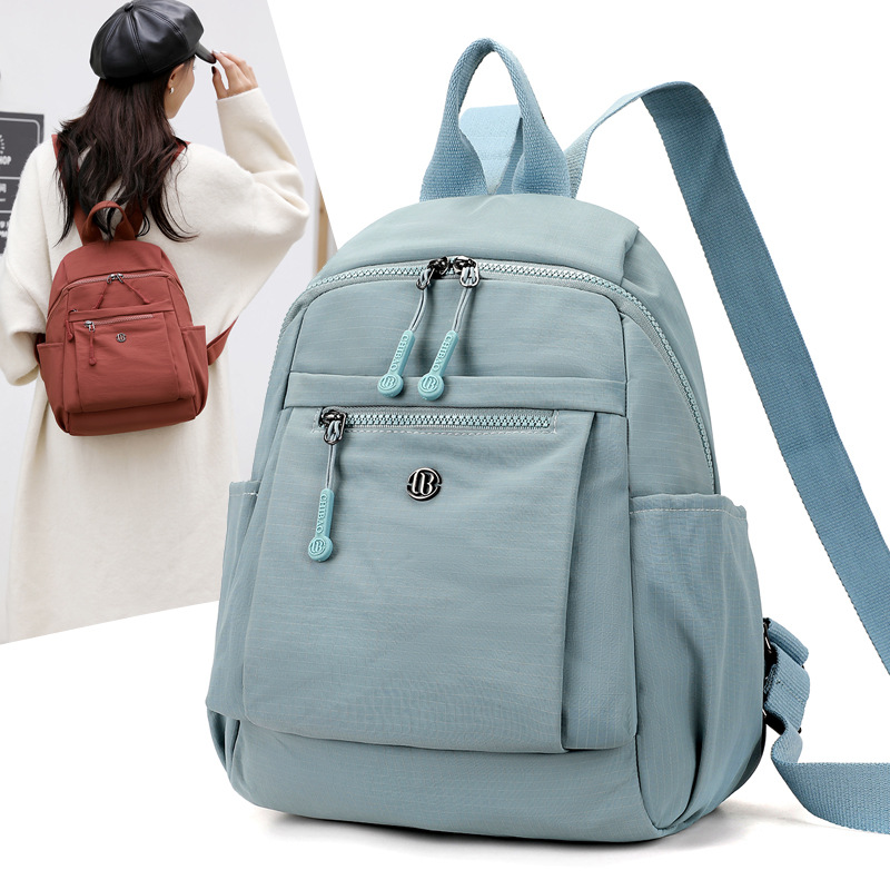 Solid color capacious backpack