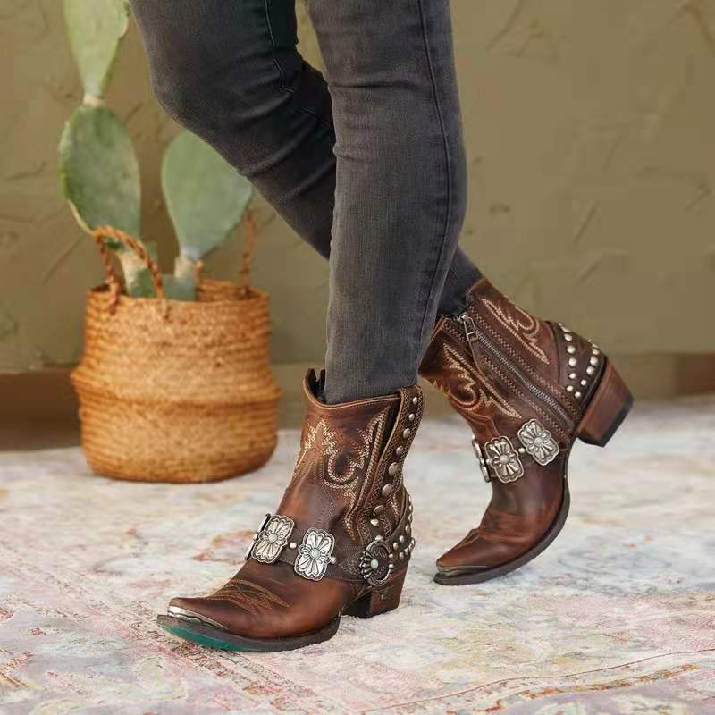 Factory cross-border foreign trade European and American women's leather boots side zipper Martin boots mid heel plus size Chelsea boots personality boots