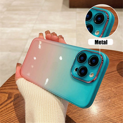 適用iPhone15雙色漸變手機殼自帶鏡頭膜蘋果14promax磨砂13保護套