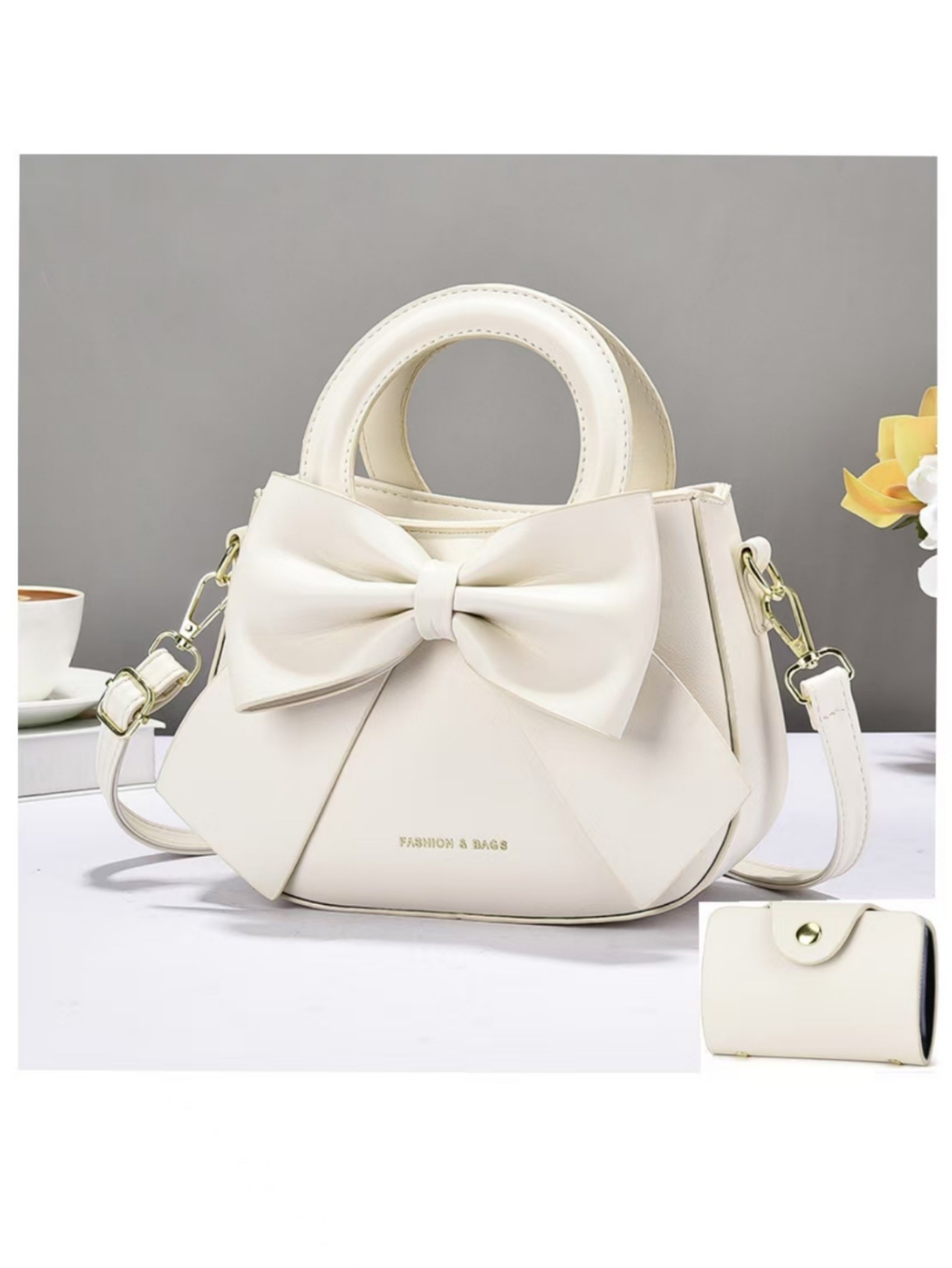 오프화이트 + 카드홀더