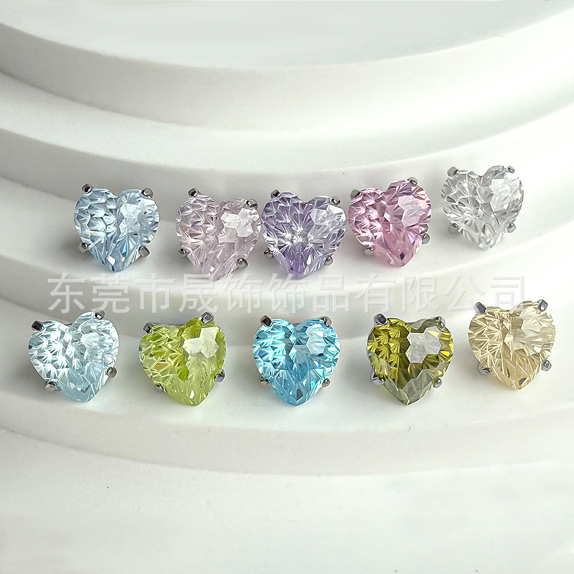 F136圆 Prong Heart 烟 Flower 切爆闪5A Cubic Zirconia G23 Implant Grade Titanium Ear Stud Helix Cartilage Stud Labret Stud Piercing Jewelry