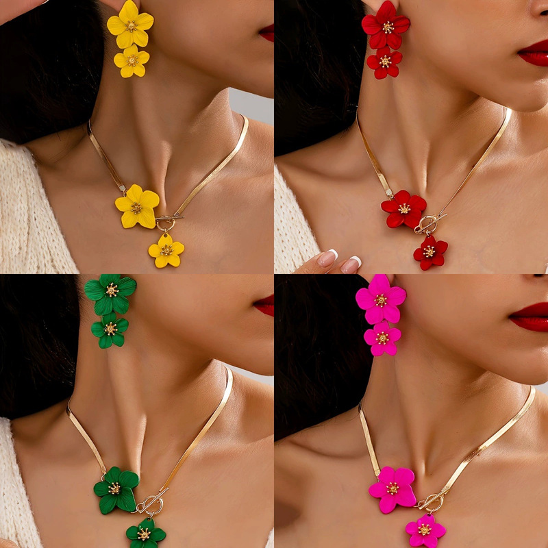In-Stock Popular Foreign Trade New Chinese Style National Trend Large Flower Necklace Elegant Spray-Painted Flower Pendant Jewelry Set