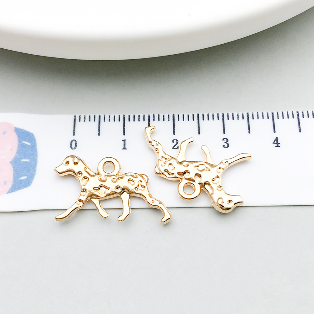 1 kc 골드 점박이 걷는 개-1.3g-13*23mm-20528