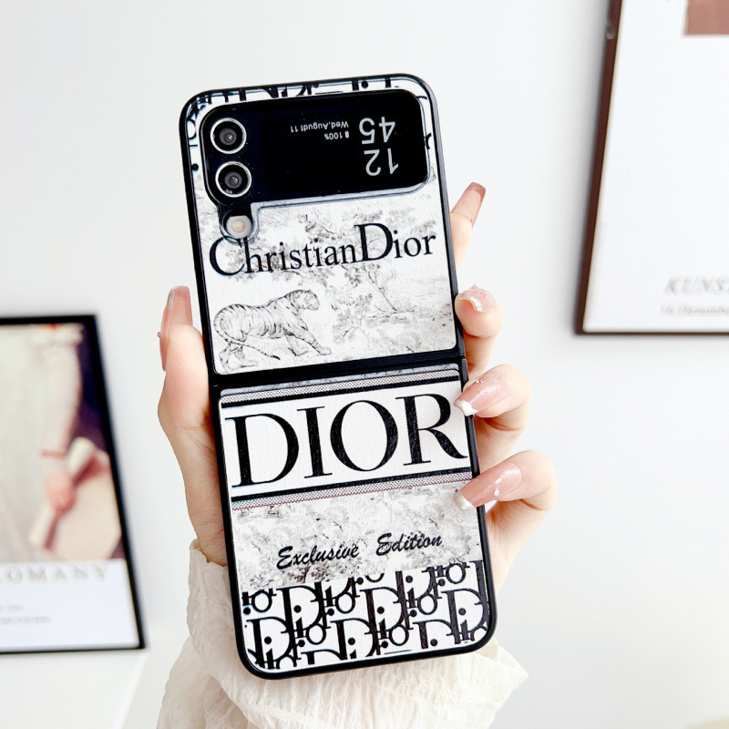 European and American Trendy Brands Suitable for Samsung Zflip7 Phone Case Foldable Screen Zflip6/5/4/3 Wristband Protective Cover for Women European and American Trendy Brands Suitable for Samsung Zflip7 Phone Case Foldable Screen Zflip6/5/4/3 Wristband Protective Cover for Women