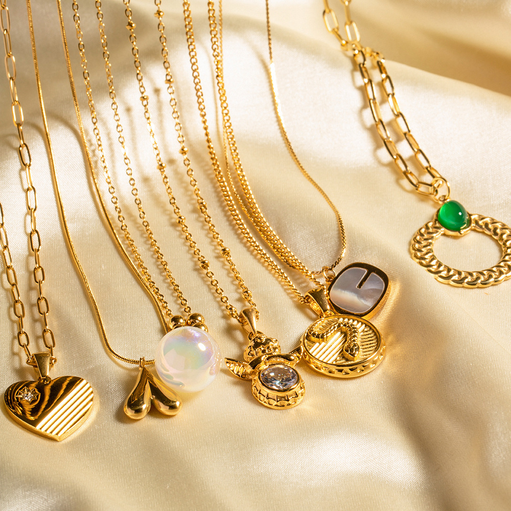 Fashion Geometric Titanium Steel Plating Zircon Pendant Necklace 1 Piece