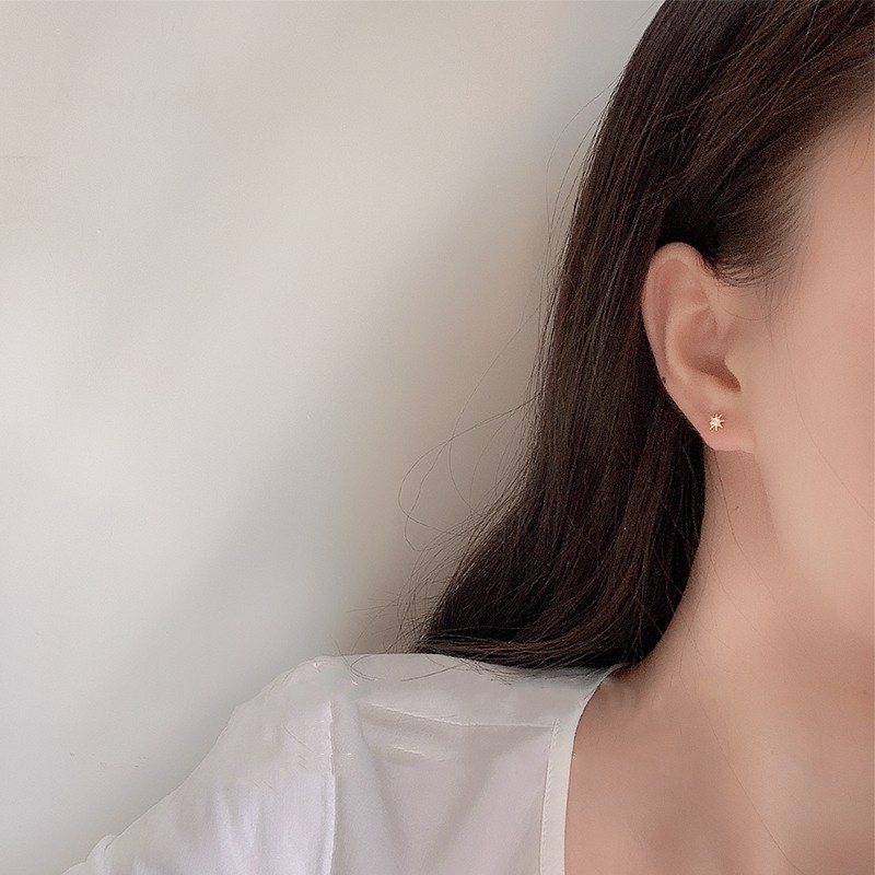 Pendientes de botón con circonita y perla para mujer_voghion.com