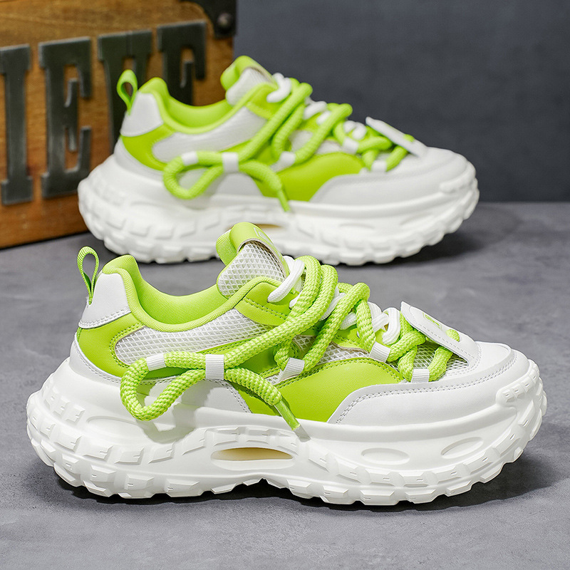 Neumáticos de la moda de los zapatos de hombre 2025 nuevos zapatos casuales de moda de malla transpirable, color universal, sonido rápido, explosión