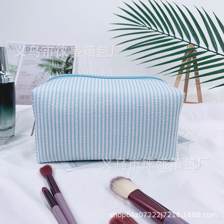 Light blue (regular zipper)