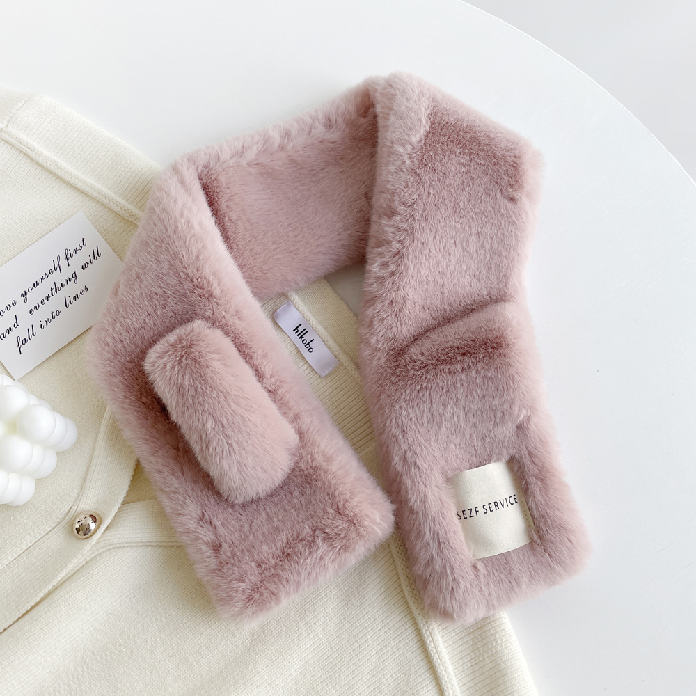 Sciarpa calda in peluche con croce di capelli di coniglio imitazione lontra in tinta unita versatile da donna di moda invernale coreana per studenti_voghion.com