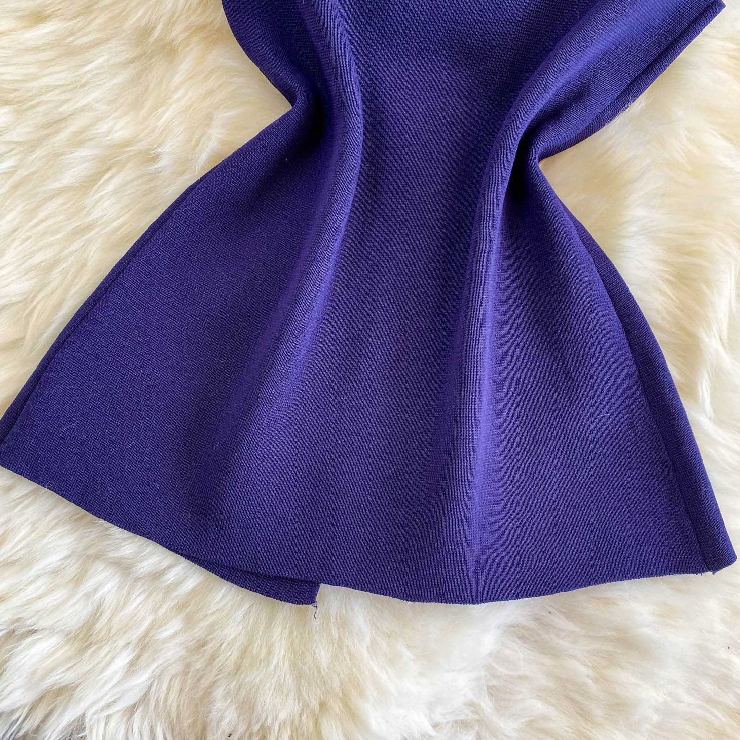 Women's Slim Fit Sleeveless Vest round Neck High End Sophisticated Look Fashionable Metal Buckles Versatile Summer Style_ecoleips.com