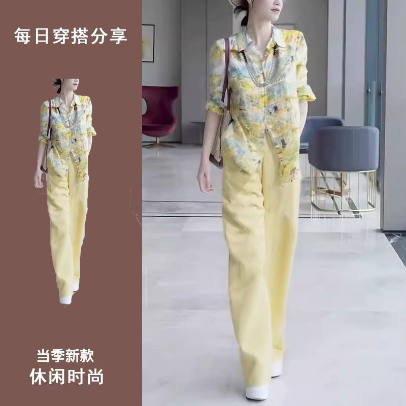 カウンターでootdのセット、イエローのプリントシャツ、スーツ、パンツ、高級婦人服、2025年新作夏を撤回|undefined