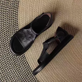 厚底凉鞋;厚底拖鞋;高跟凉鞋