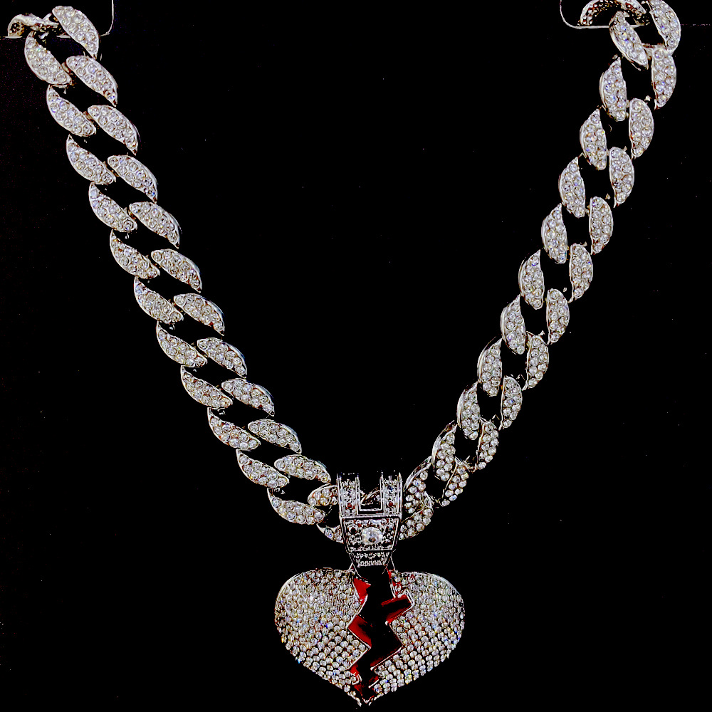 Alloy Material Heart Shape Pattern Hip-Hop Heart Shape Alloy Inlay Rhinestones Unisex Pendant Necklace Necklace Pendant Men Pendant Necklaces