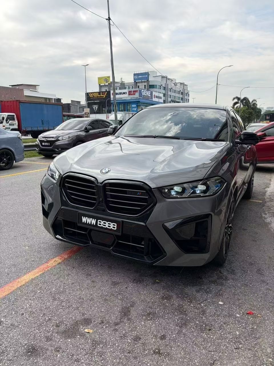 Suitable for 2008-2014 Bmw X6 Old Model to New Model Conversion, E71 to 2024 X6 Mf96 Front and Rear Bumper Body Kit