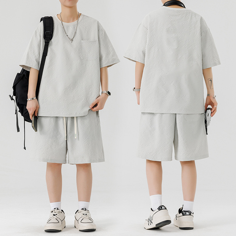 Traje casual Traje de oxígeno de hielo de verano para hombre Camiseta de manga corta Conjunto de hombre con ropa deportiva hermosa de dos piezas