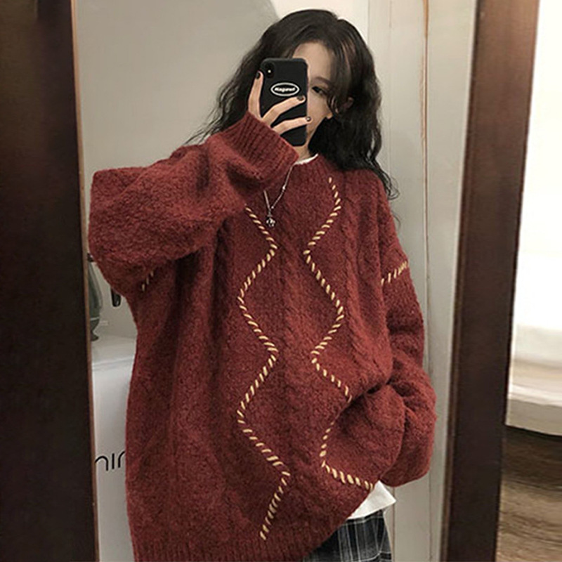 Christmas Red Sweater Women's Autumn and Winter 2024 New Super Good-looking High-end Korean Style Lazy Style Top with Niche Design
